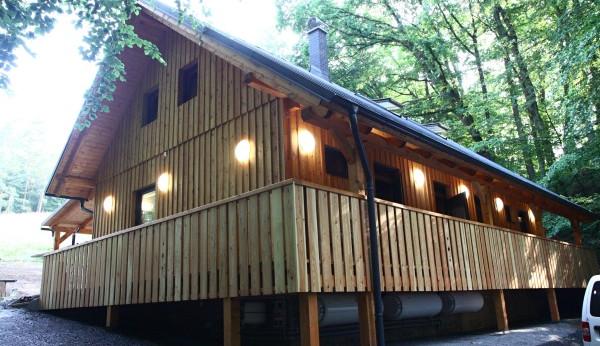 Město vylepšilo táborníkům základnu v Krčkovicích v Českém ráji