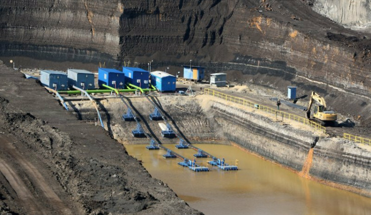 Těžba v dolu Sokolovské uhelné.