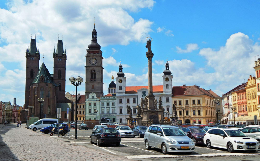 Malý labský náhon v Hradci už nezaskočí velká voda, chystá se protipovodňová ochrana