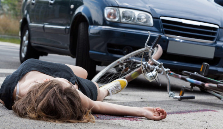 Alkohol je za řídítky stále častý prohřešek.