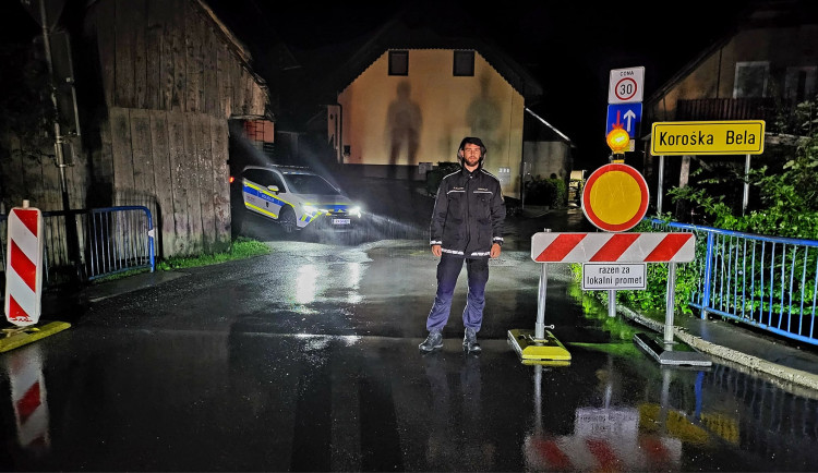 Ambasáda v Lublani je v kontaktu s pěti Čechy, kteří se teď nedostanou z ubytování