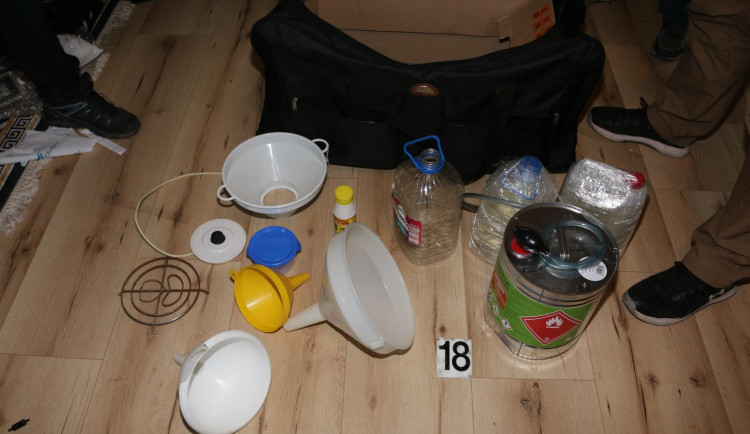 Za výrobu pervitinu dostal tři a půl roku, čeká ho odvykačka. Varnu měl na Liberecku