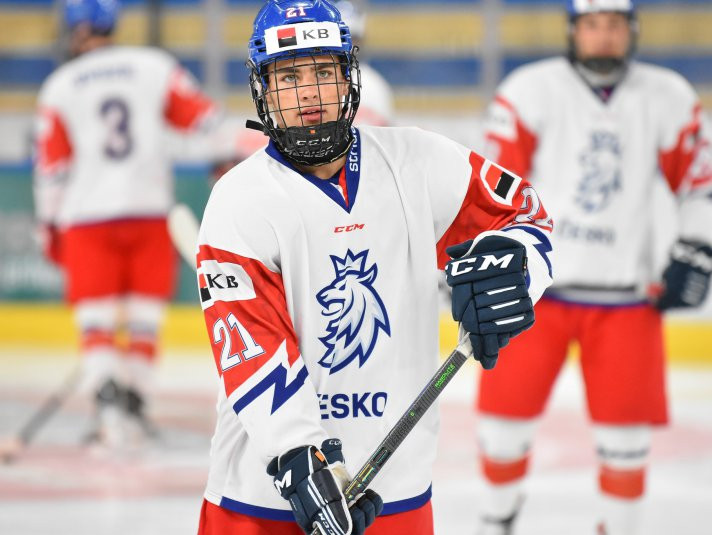 Trojlístek motoráků získal stříbro na Hlinka Gretzky Cupu. Užil jsem si to, hodnotí Humeník