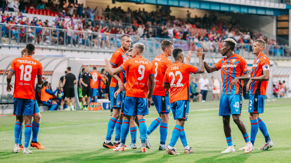Fotbalisté Plzně na úvod 3. předkola Konferenční ligy doma deklasovali Gziru 4:0