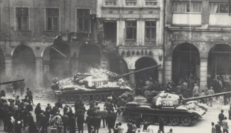 Před pětapadesáti lety burácely Libercem okupační tanky. Začala srpnová invaze roku 1968