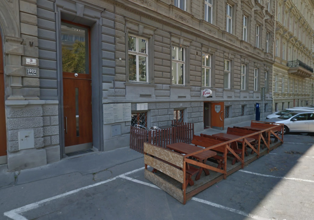 Budova virtuálního sídla firmy.