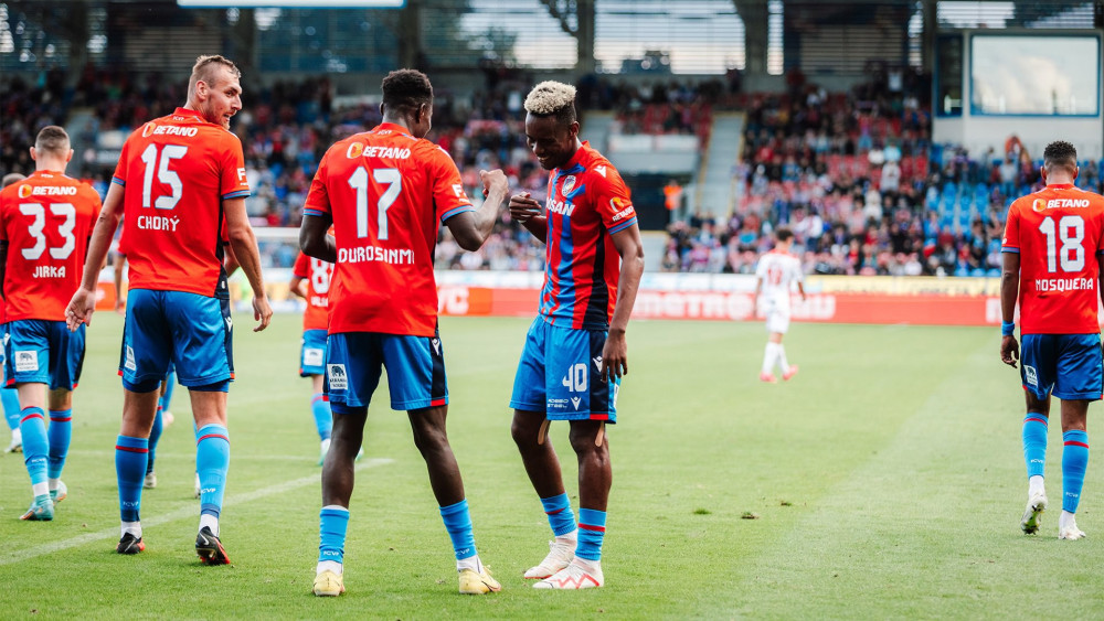 Fotbalisté Plzně rozdrtili Pardubice 6:2 a v lize poskočili na třetí místo. Vysoká výhra znamená nový klubový rekord