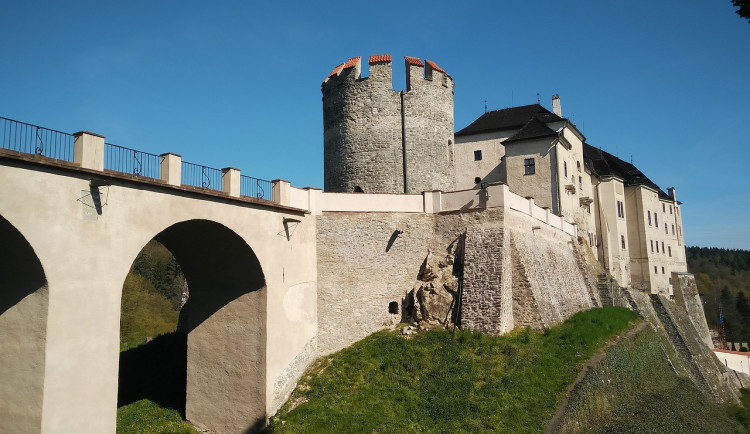 Sázava není rájem jen pro trampy a vodáky – užijte si podzimní dovolenou v Posázaví
