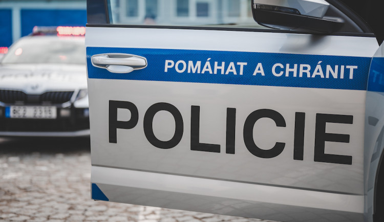 Podezřelé úmrtí na Šumavě. V domě našli těla muže a ženy