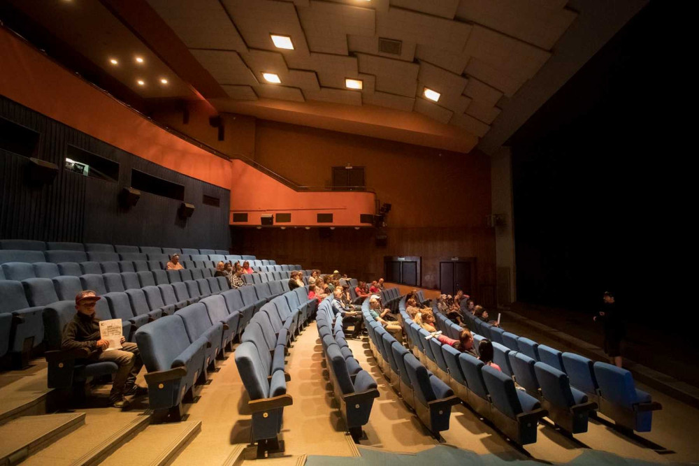 Kino v budově jablonecké radnice.