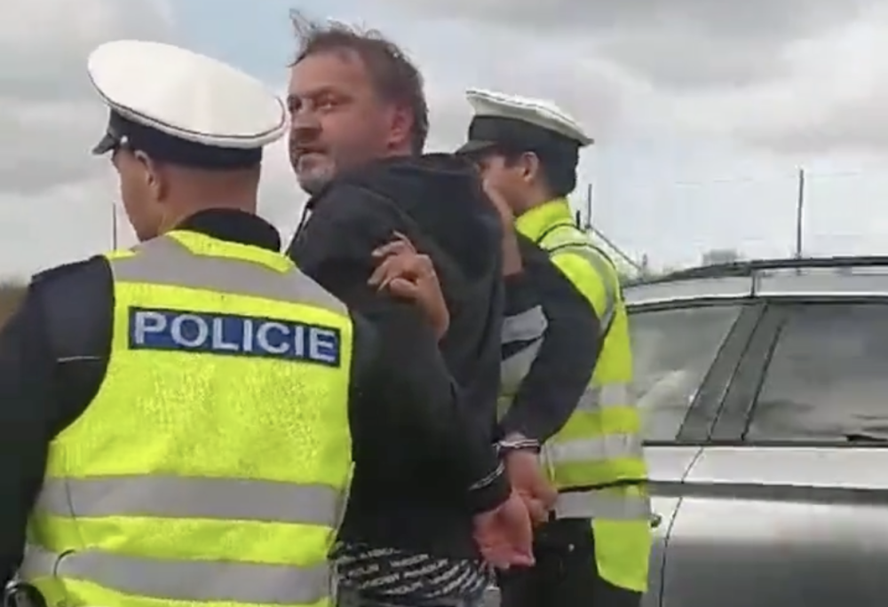 Zítka zadrželi ústečtí policisté.
