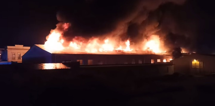 Požár Juty v Turnově.