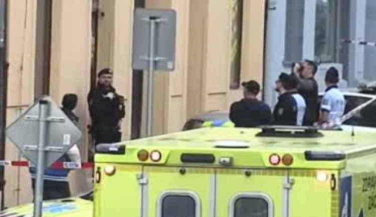 Šlo o vraždu. Policie zveřejnila podrobnosti z tragédie v žižkovské hospodě