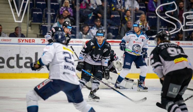 Další prohra na nájezdy. Tygři doma podlehli Varům 1:2