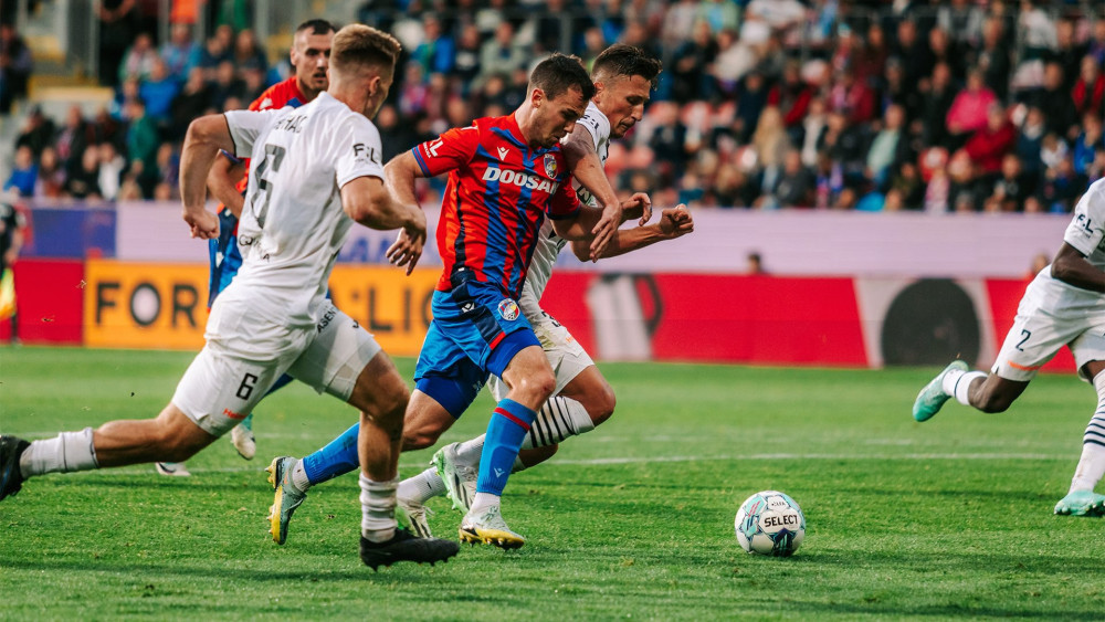 Fotbalisté Plzně nečekaně prohráli s Karvinou 0:1