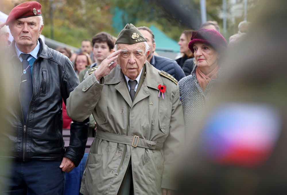 Veteránům nestačí vyjadřovat vděčnost, musíme jim pomáhat, řekla Černochová