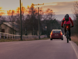 Vidět a být viděn. Ostatní účastníci silničního provozu mohou cyklisty snadno přehlédnout