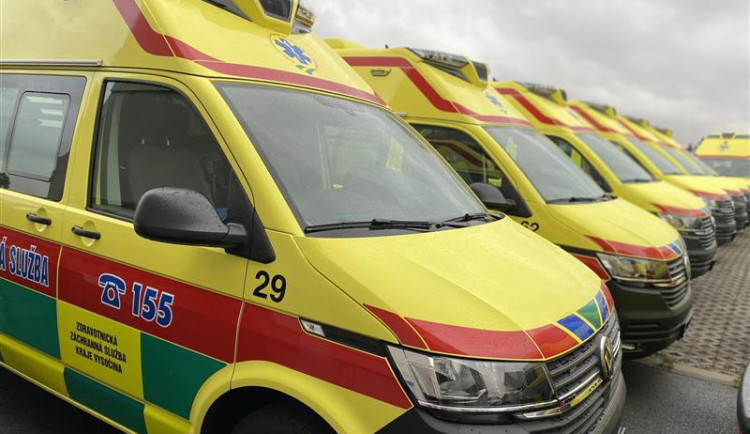 Krajská záchranka pořídila osm nejmodernějších sanitek, stály přes 26 milionů korun