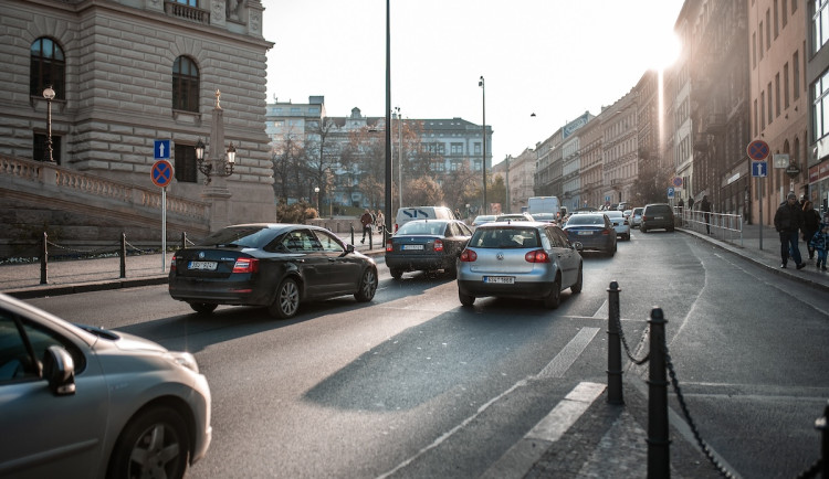 Praha chce na zlepšení dopravy dotaci od ministerstva. Žádá o padesát milionů