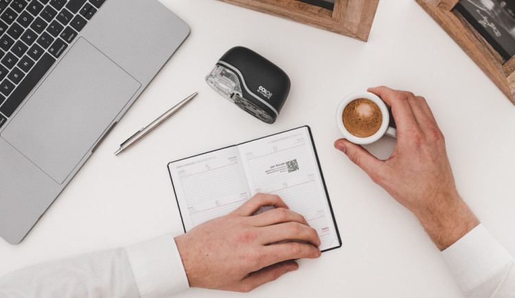 Potřebujete obyčejné razítko? V době technické určitě ne.