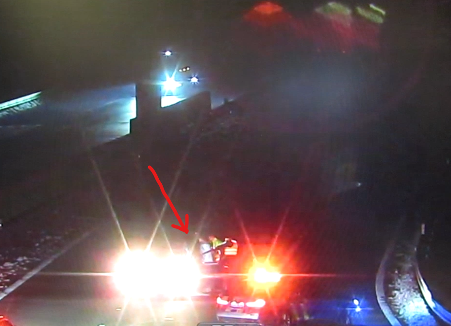 Cizinec pod vlivem alkoholu najel do protisměru dálnice D11. Nadýchal téměř dvě promile