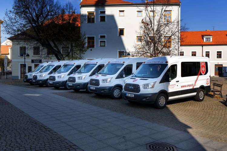 Vozy České maltézské pomoci.