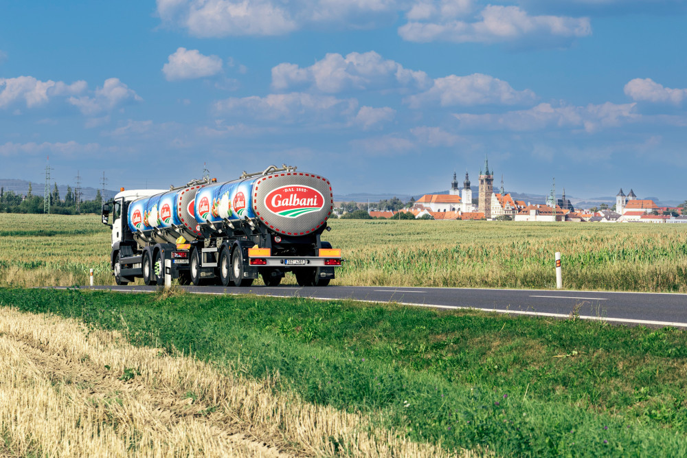 Mlékárna Klatovy slaví 100 let. Vyhrajte oblíbené produkty včetně mozzarelly Galbani