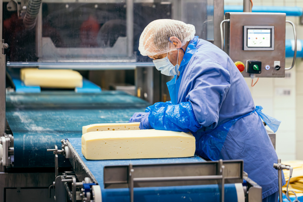 Mlékárna Klatovy slaví 100 let. Vyhrajte oblíbené produkty včetně mozzarelly Galbani