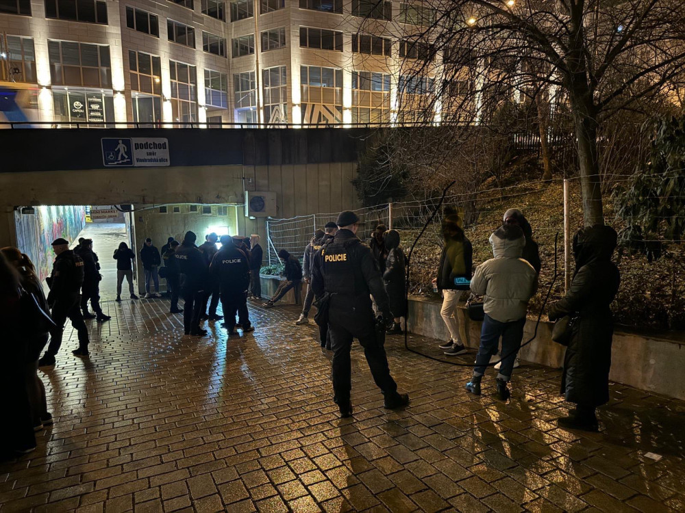 Policie musela řešit několik potyček