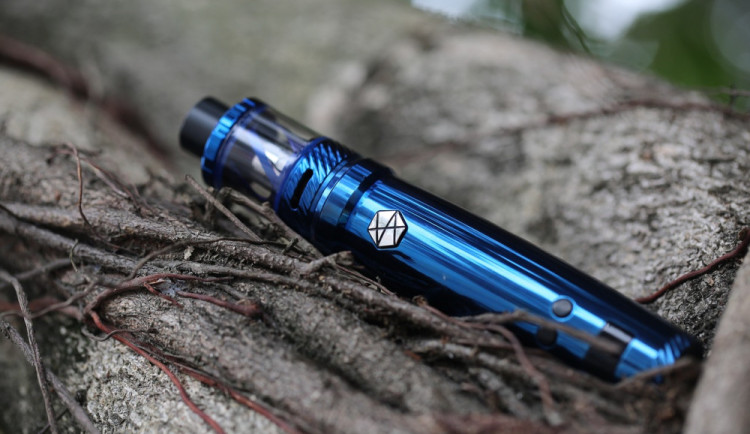 Použité e-cigarety do klasických kontejnerů nepatří. Přes 80 procent kuřáků je ale nerecykluje.