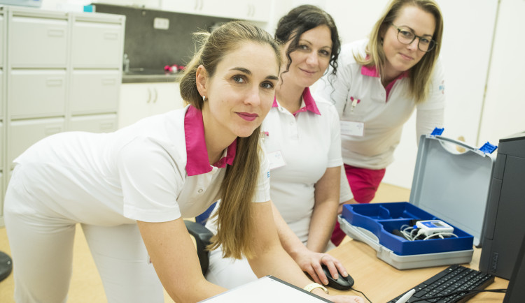 Ústecká EUC klinika otevřela novou vestibulární poradnu. Pomáhá s léčbou pacientů s poruchami rovnováhy.