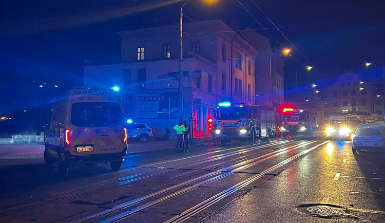 Požár v baru po nádražím.