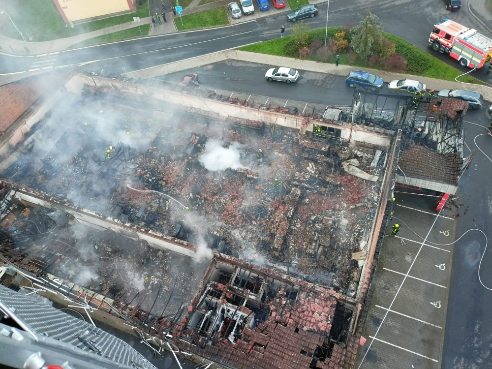 size4-16729360720683-239-313975117-5521445264642142-34101243215051477-n