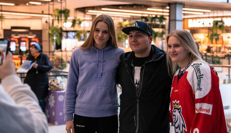 Na turnaji WEHT se představí i dvě odchovankyně libereckého hokeje. Velký svátek, těší se brankářka Švejdová