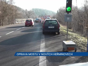 ŘSD opravuje most v Nových Heřminovech, dopravu tady řídí semafory