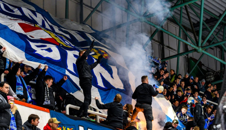 HC Olomouc zakázal Komeťákům bubny, vlajky a choreo. Fanoušci Mory chystají solidární protest