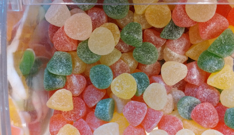 size4-17066128656117-239-sweets-853061-1280