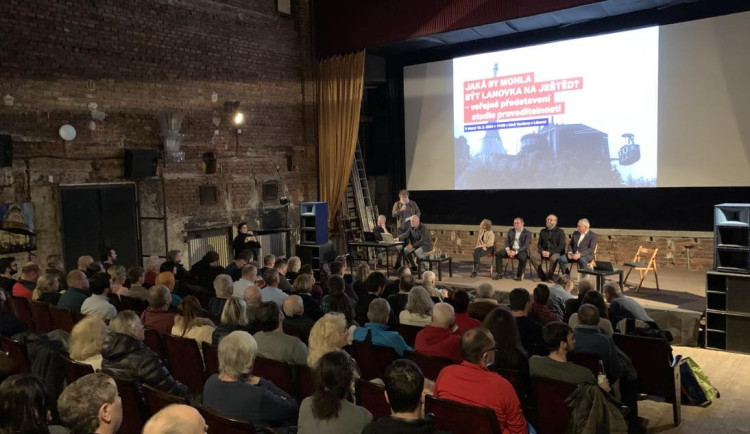 Jaká lanovka povede na Ještěd? Existuje šest variant, stavět se má nejdříve v roce 2026