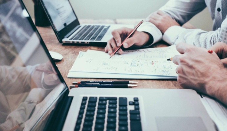 PragoData spolupracuje s další významnou společností Porsche Engineering Services