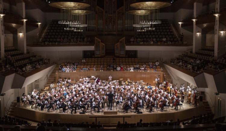 SEYO 2024 – Píseň pro Zemi. Když hudba prospívá mladým lidem a naší planetě