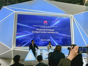 Huawei představuje řešení finančního kontaktního centra 2.0 s AI na podporu globálního finančního sektoru
