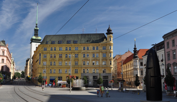 ilustrační foto V centru Brna se zlodějka s prodavačkou přetahovaly o