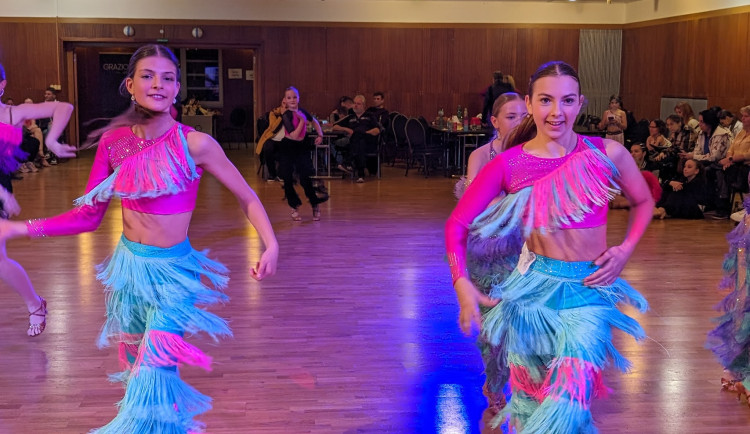 Roztančeným Koloseem zněly rytmy Karibiku a Latinské Ameriky