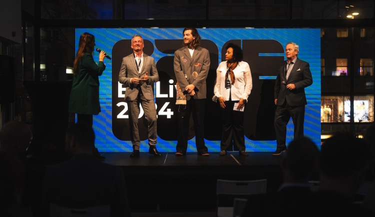 Ceny firemním podcastům rozdány