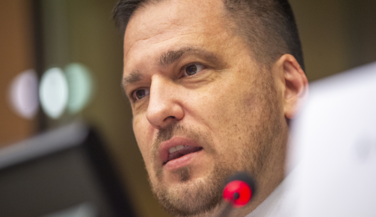 Zdechovský: Migraci v EU je třeba dát nějaký řád