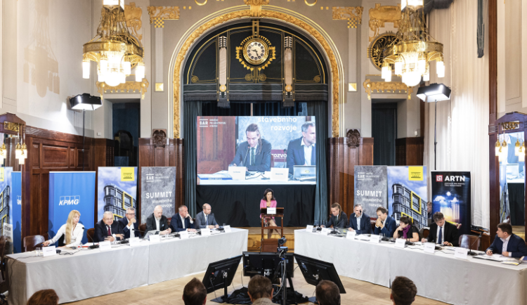 Živě: Summit stavebního rozvoje