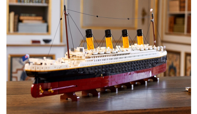 Největší vyhledávač stavebnic LEGO Briky.cz spustil spolupráci s portálem Aukro