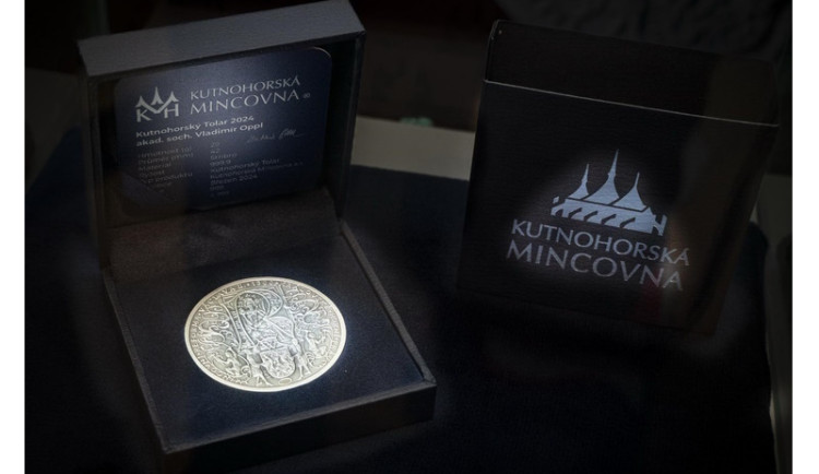 Kutnohorská Mincovna pokřtila první vlastní stříbrný tolar