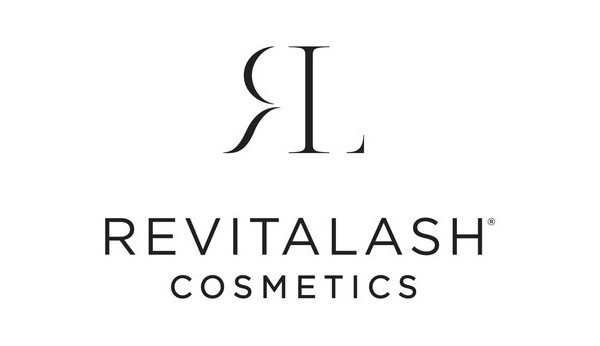 RevitaLash® Advanced Eyelash Conditioner se po více než 10 letech triumfálně vrací do Kalifornie
