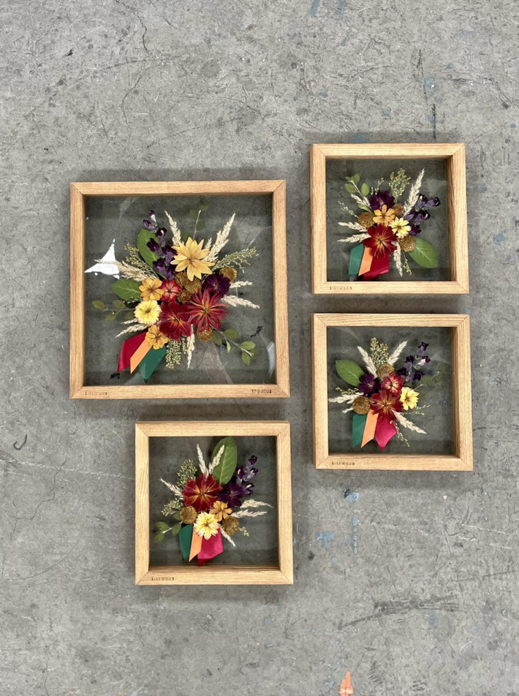 Veronika s Petrem vyrábí úchvatné obrazy z lisovaných květin. Na výlety chodíme s batohy plných knih, říkají